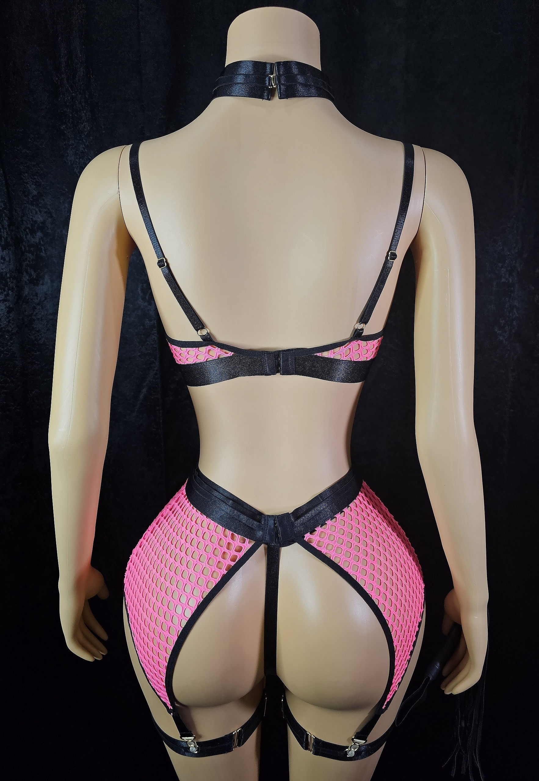 Lush 0042 - Image 2